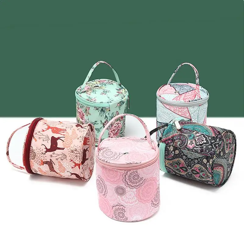 New Wool Crochet Handheld Cylinder Bag Yarn Storage Organizer Portable Needle Sewing Tool Knitting Tote Bag For Hook Nedle Skein
New Wool Crochet Handheld Cylinder Bag Yarn Storage Organizer Portable Needle Sewing Tool Knitting Tote Bag For Hook Nedle Skein