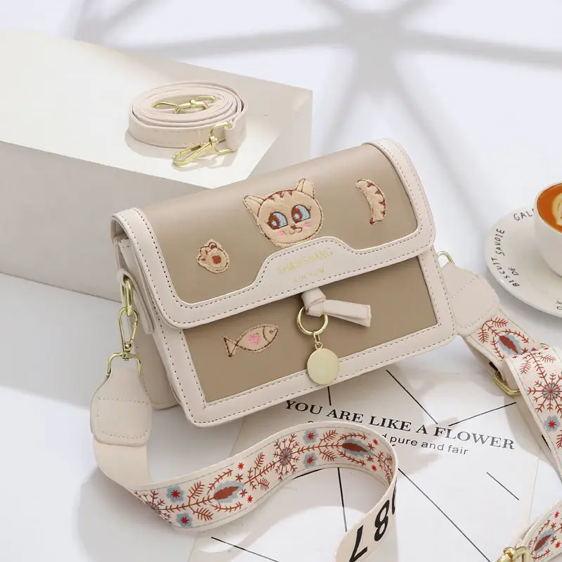 MBTI Cute Square Shoulder Bag for Women Cat Embroidery Kawaii Casual Purse Pu Leather College Style All-match Crossbody Bags
MBTI Cute Square Shoulder Bag for Women Cat Embroidery Kawaii Casual Purse Pu Leather College Style All-match Crossbody Bags