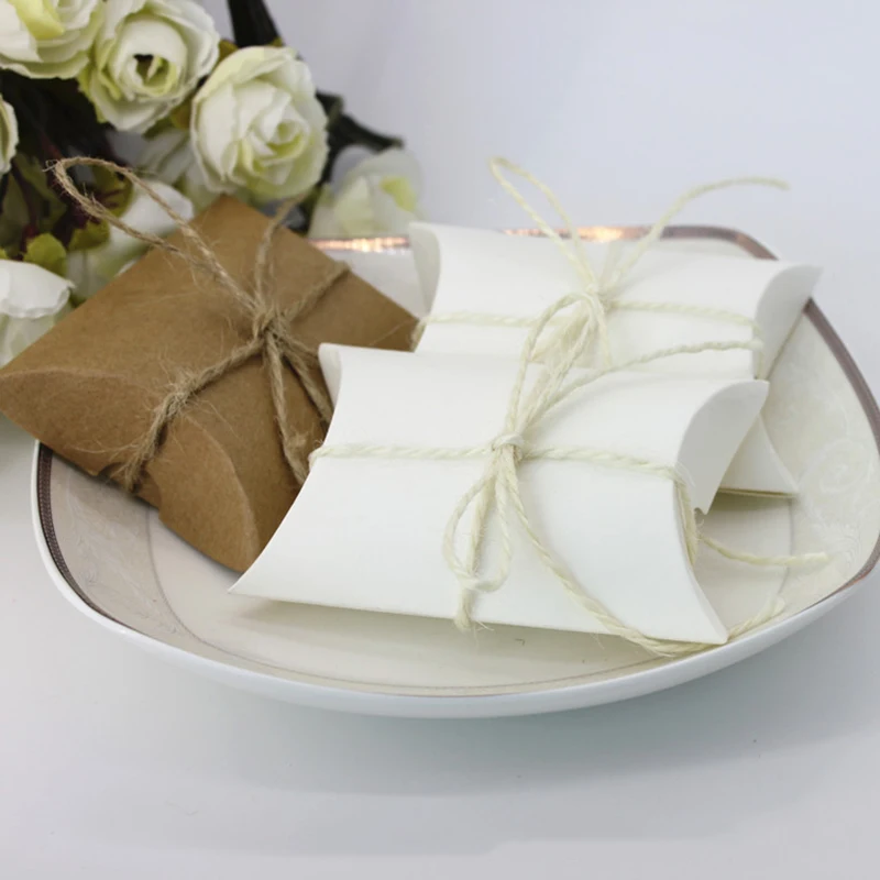 50Pcs Candy Gift Box Pillow Shape Packaging Box Bag DIY Wedding Party Favor Kraft Paper Boxes Christmas Supplies with Linen Rope
50Pcs Candy Gift Box Pillow Shape Packaging Box Bag DIY Wedding Party Favor Kraft Paper Boxes Christmas Supplies with Linen Rope