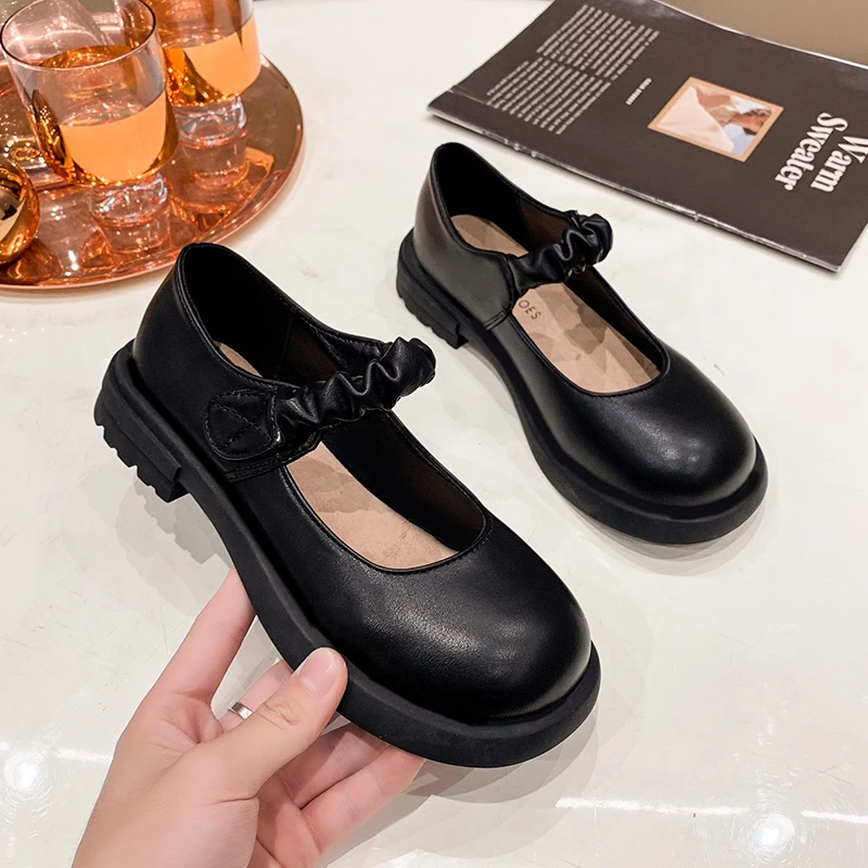 Women's Shoes Muller Shoes 2022 New Spring and Autumn Fashion Cute Lolita Pearl Non-slip Low-heeled Slippers Fashion All-match
Women's Shoes Muller Shoes 2022 New Spring and Autumn Fashion Cute Lolita Pearl Non-slip Low-heeled Slippers Fashion All-match