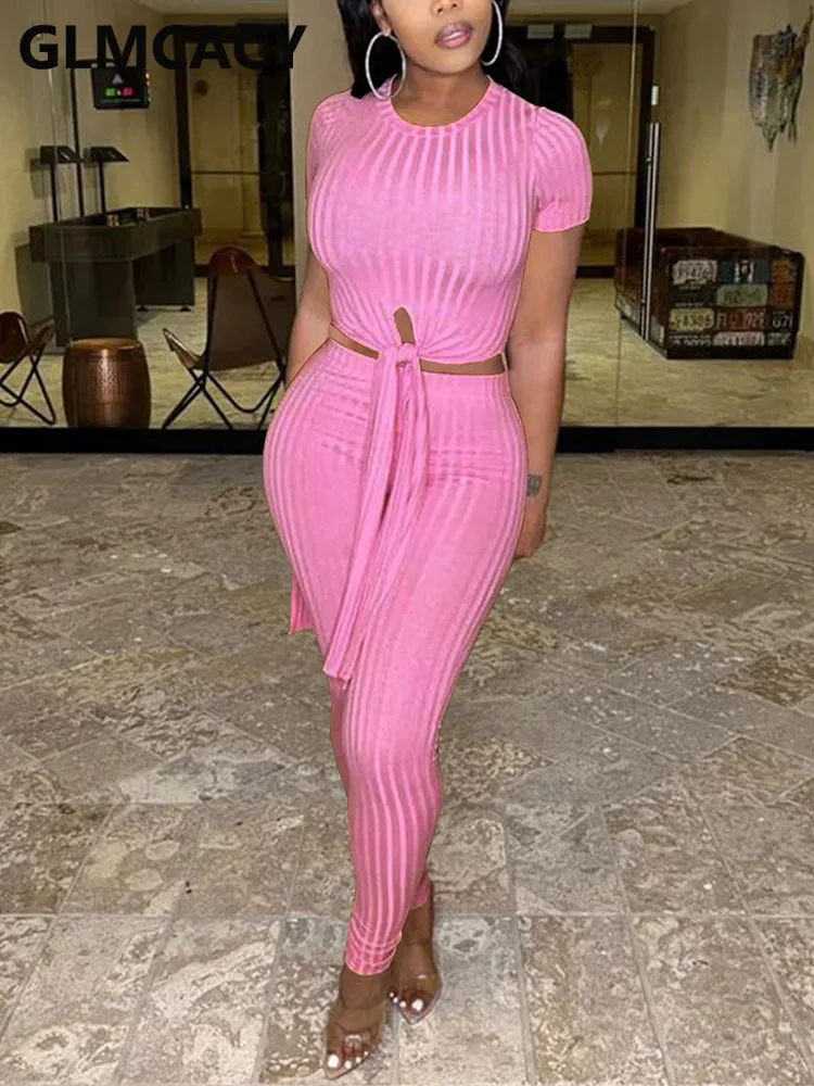 Women Two Piece Ribbed Syuts Short Sleeve Slit Dip Hem Shirt & Slim Pants Set 
Women Two Piece Ribbed Syuts Short Sleeve Slit Dip Hem Shirt & Slim Pants Set