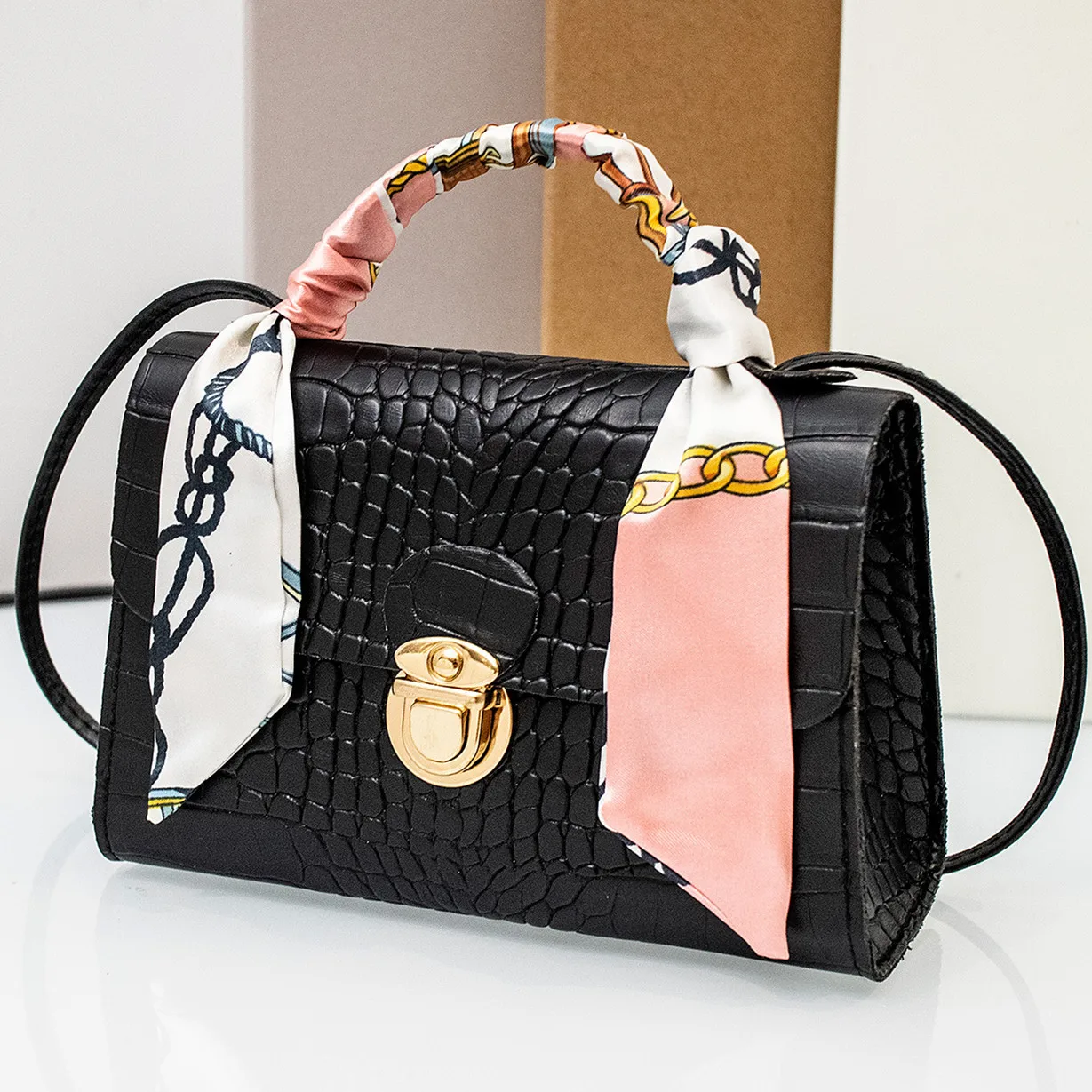 Women Messenger Bag Flap Designed Ladies Shoulder Chain Tote PU Leather Silk Scarf Crossbody HandBag Shoulder Bag Chain Bag
Women Messenger Bag Flap Designed Ladies Shoulder Chain Tote PU Leather Silk Scarf Crossbody HandBag Shoulder Bag Chain Bag