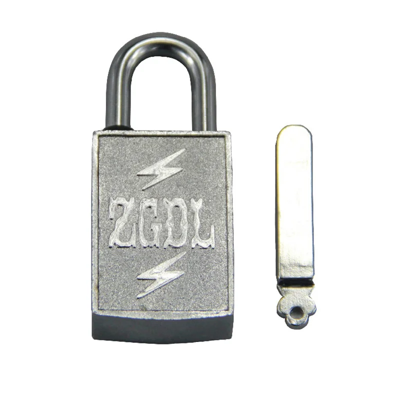 2pcs Magnetic induction combination lock Zinc alloy Padlock without hole anti-blocking anti-pry waterproof magnetic with key
2pcs Magnetic induction combination lock Zinc alloy Padlock without hole anti-blocking anti-pry waterproof magnetic with key