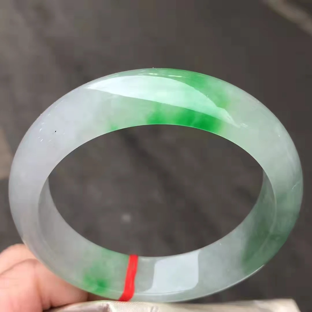 Natural Myanmar jadeite bangle flat bar real jadeite bangle natural green jade stone for woman temperament bracelets 62mm 820
Natural Myanmar jadeite bangle flat bar real jadeite bangle natural green jade stone for woman temperament bracelets 62mm 820