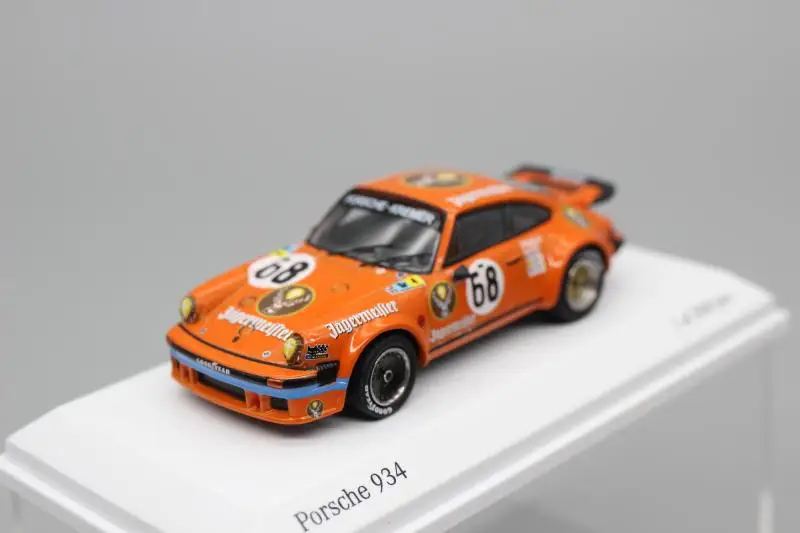 Tarmac 1:64 934 1978 #68 Коллекционная модель автомобиля из сплава, сувенирная демонстрационная модель, игрушка в подарок
Tarmac 1:64 934 1978 #68 Коллекционная модель автомобиля из сплава, сувенирная демонстрационная модель, игрушка в подарок