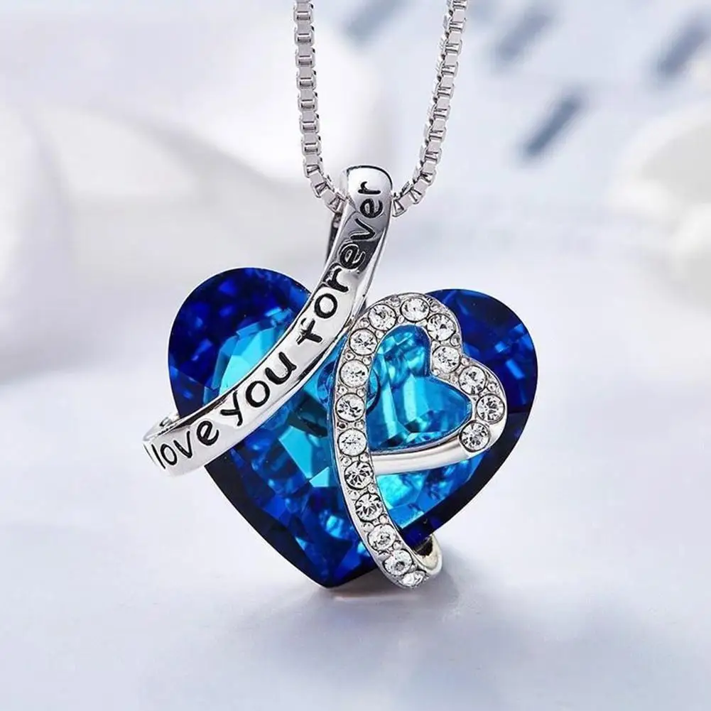 

Женское ожерелье с подвеской в виде сердца, с голубыми кристаллами