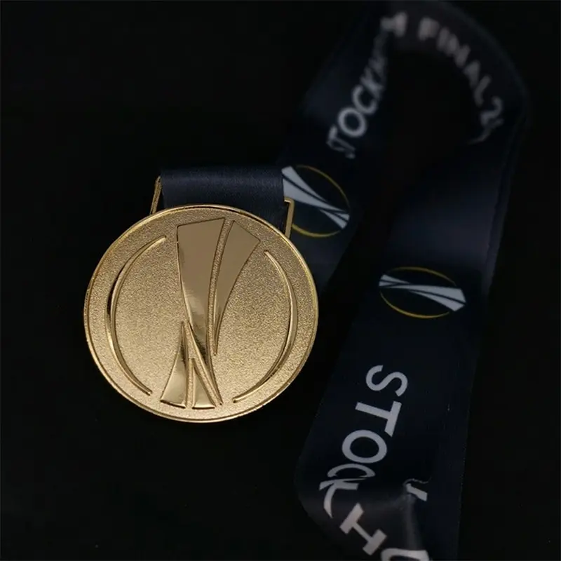 1pc The Europa League Champions Medal Zinc Alloy Metal Medal Replica Medals Gold Medal Football Souvenirs Fans Collection
1pc The Europa League Champions Medal Zinc Alloy Metal Medal Replica Medals Gold Medal Football Souvenirs Fans Collection