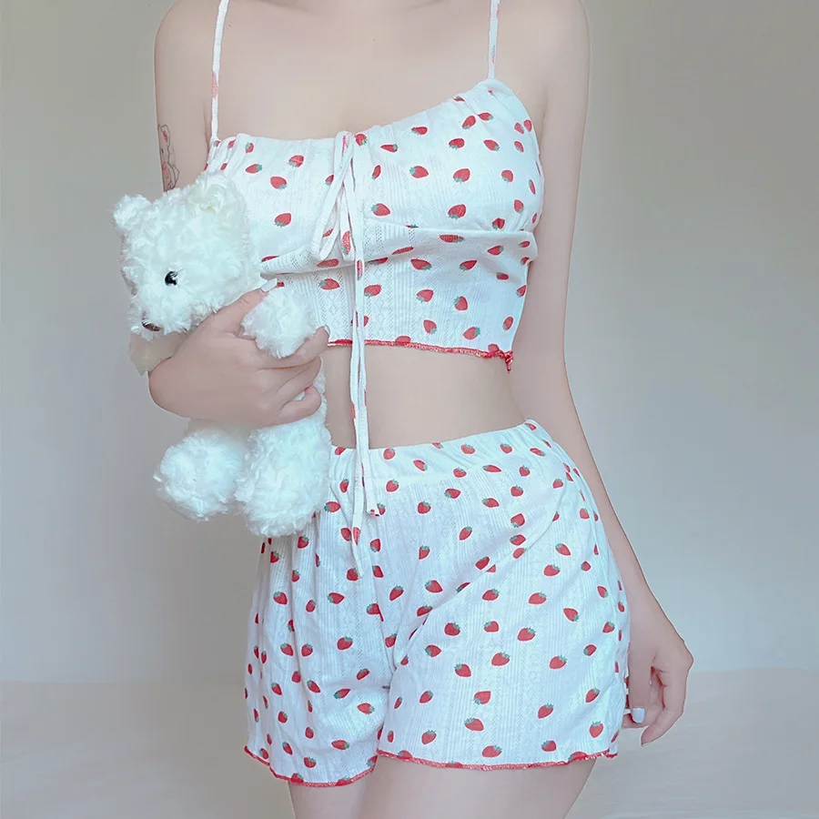 Pajamas women's 2022 summer thin sexy pure desire V-neck suspender shorts suit female net red small floral home clothes
Pajamas women's 2022 summer thin sexy pure desire V-neck suspender shorts suit female net red small floral home clothes