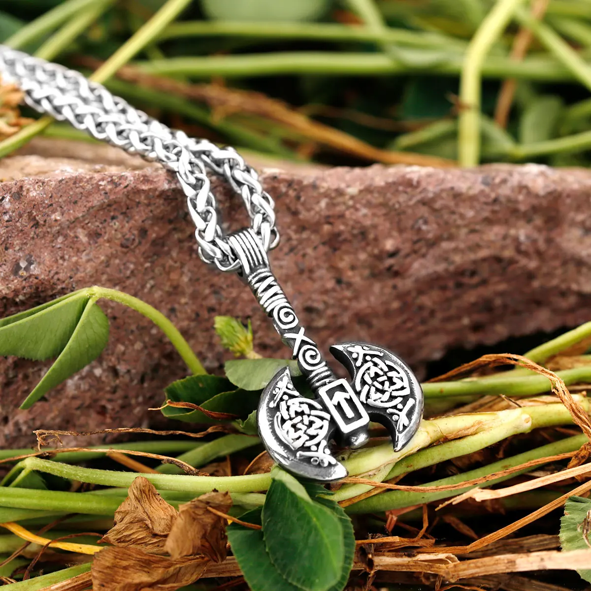 Vintage Viking Odin Axe Necklace Men's Stainless Steel Rune Celtic Knot Amulet Pendant Necklace Fashion Hip Hop Biker Jewelry
Vintage Viking Odin Axe Necklace Men's Stainless Steel Rune Celtic Knot Amulet Pendant Necklace Fashion Hip Hop Biker Jewelry