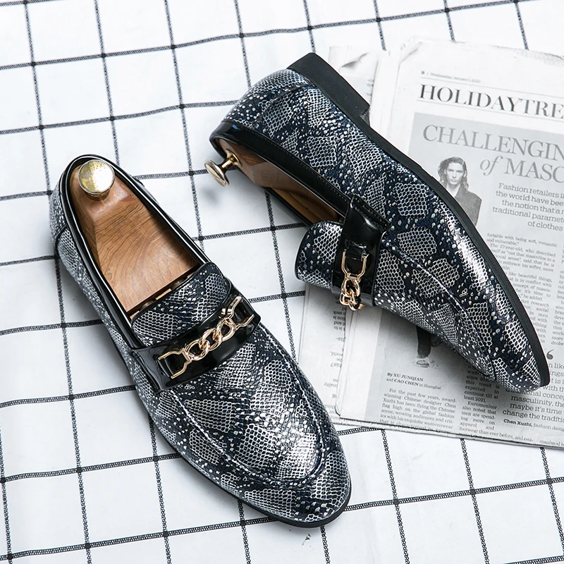 New Men's Fashion Luxury Brand snakeskin Embroidery Loafers Mens Casual Printed Moccasins Oxfords Shoes Man Party Driving Flats
New Men's Fashion Luxury Brand snakeskin Embroidery Loafers Mens Casual Printed Moccasins Oxfords Shoes Man Party Driving Flats
