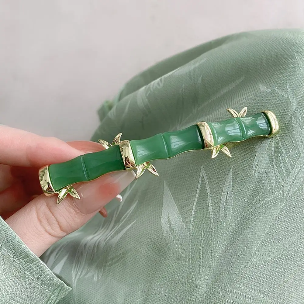 Ancient Chinese Style White Green Bamboo Shape Hair Clip Simple Vintage Tassel Pendant Headdress for Female Hair Accessories
Ancient Chinese Style White Green Bamboo Shape Hair Clip Simple Vintage Tassel Pendant Headdress for Female Hair Accessories