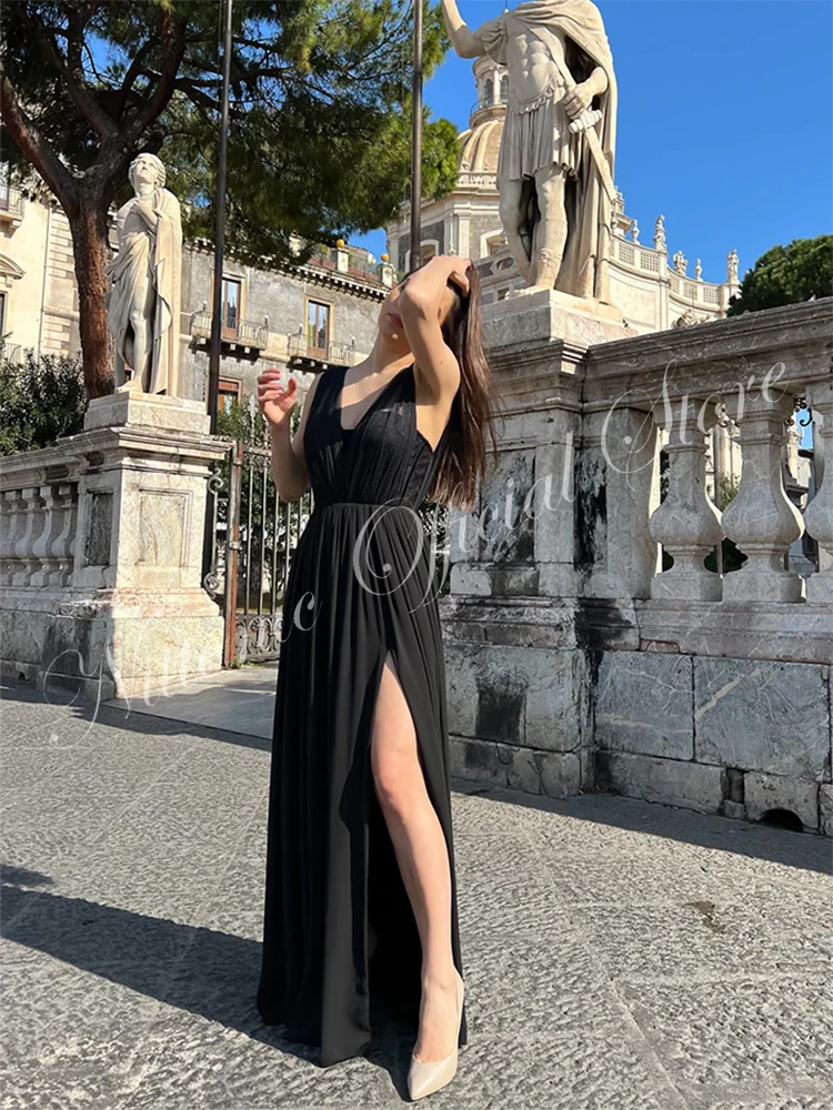 Long Black Prom Dresses for Woman V-Neck Backless Floor-Length A-Line Side Slit Evening Party Formal Occasion فساتين طويلة 2023
Long Black Prom Dresses for Woman V-Neck Backless Floor-Length A-Line Side Slit Evening Party Formal Occasion فساتين طويلة 2023