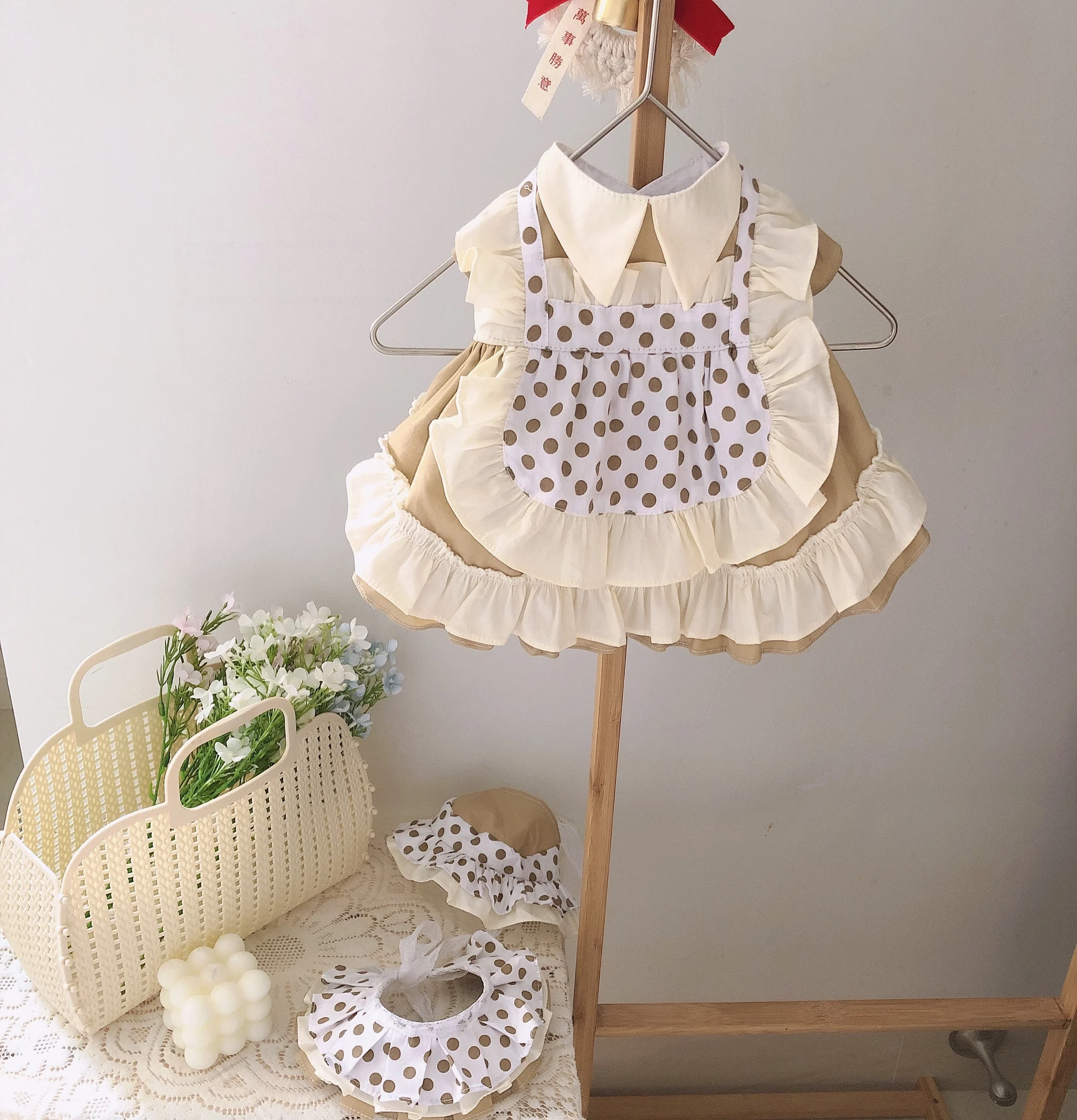 Customized Original Spring/Summer New Pearl Milk Tea Dogs Cats Skirt Headdress Drool Princess Dress Dress Lolita
Customized Original Spring/Summer New Pearl Milk Tea Dogs Cats Skirt Headdress Drool Princess Dress Dress Lolita