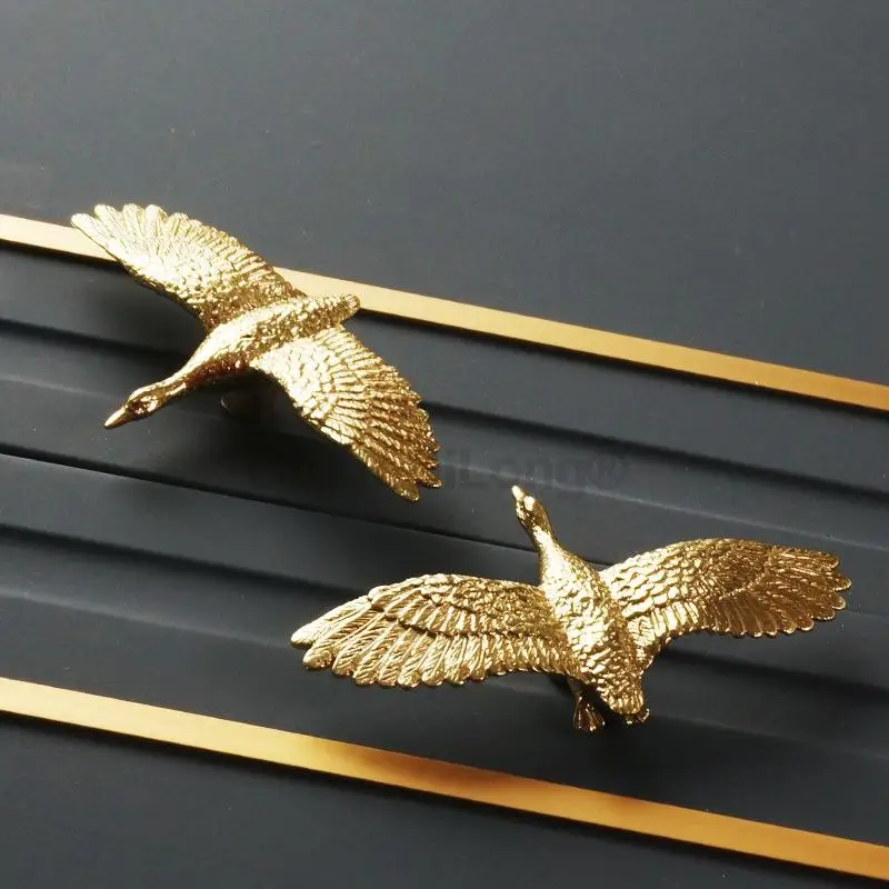 

4PCS Brass Furniture Handles Wild Goose Handle Nordic Gold Pure Copper Cabinet Knobs Drawer Pulls Wardrobe Door Knob ZO03