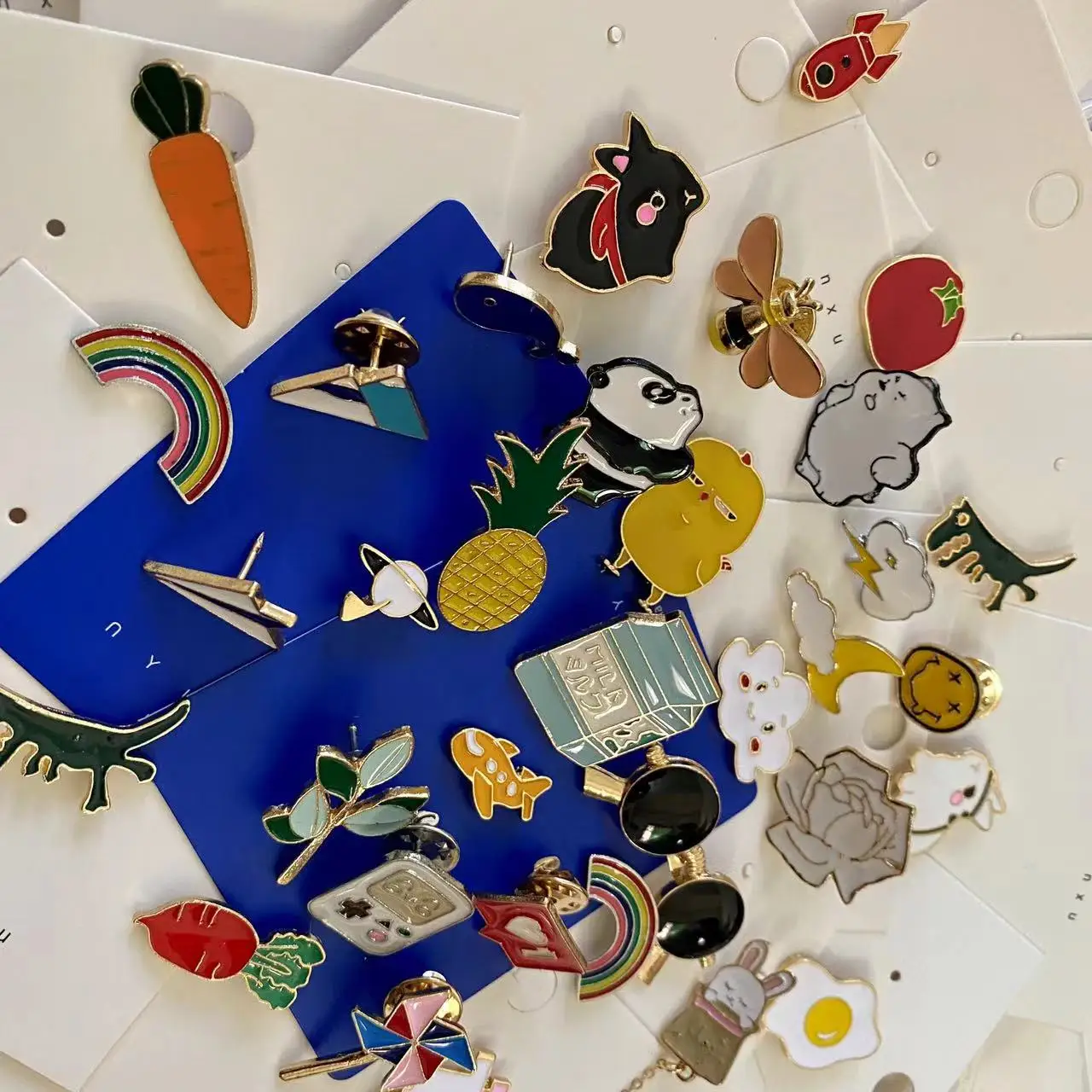 50pcs Badge Diversity Random Badges Cute Personalized Cartoon Badge Pins Brooches For Clothes Bag Broche Brosche 10/20/30/40pcs
50pcs Badge Diversity Random Badges Cute Personalized Cartoon Badge Pins Brooches For Clothes Bag Broche Brosche 10/20/30/40pcs