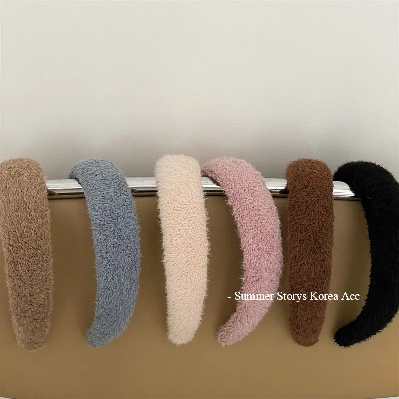 Winter Sponge Thick Plush Headbands for Women Grils Cute Soft Warm Pressed Hair Bands Hair Hoop Ladies Hair Accessories
Winter Sponge Thick Plush Headbands for Women Grils Cute Soft Warm Pressed Hair Bands Hair Hoop Ladies Hair Accessories