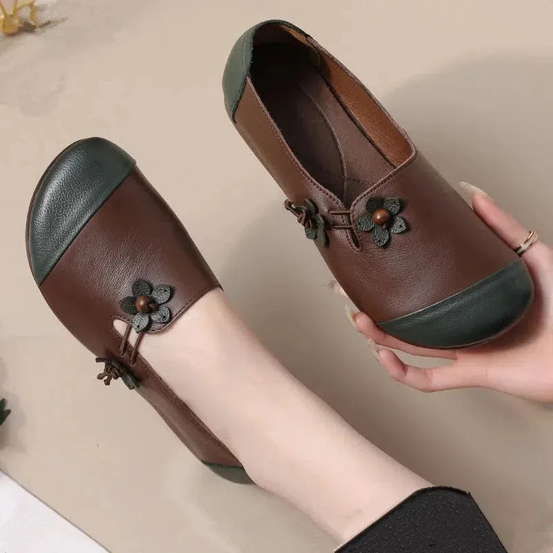 National Style Flower Retror Women Flats Brown Ladies Spring Autumn Wide Feet Elderly Comfortable Non-slip Soft Sole Flat Shoes
National Style Flower Retror Women Flats Brown Ladies Spring Autumn Wide Feet Elderly Comfortable Non-slip Soft Sole Flat Shoes
