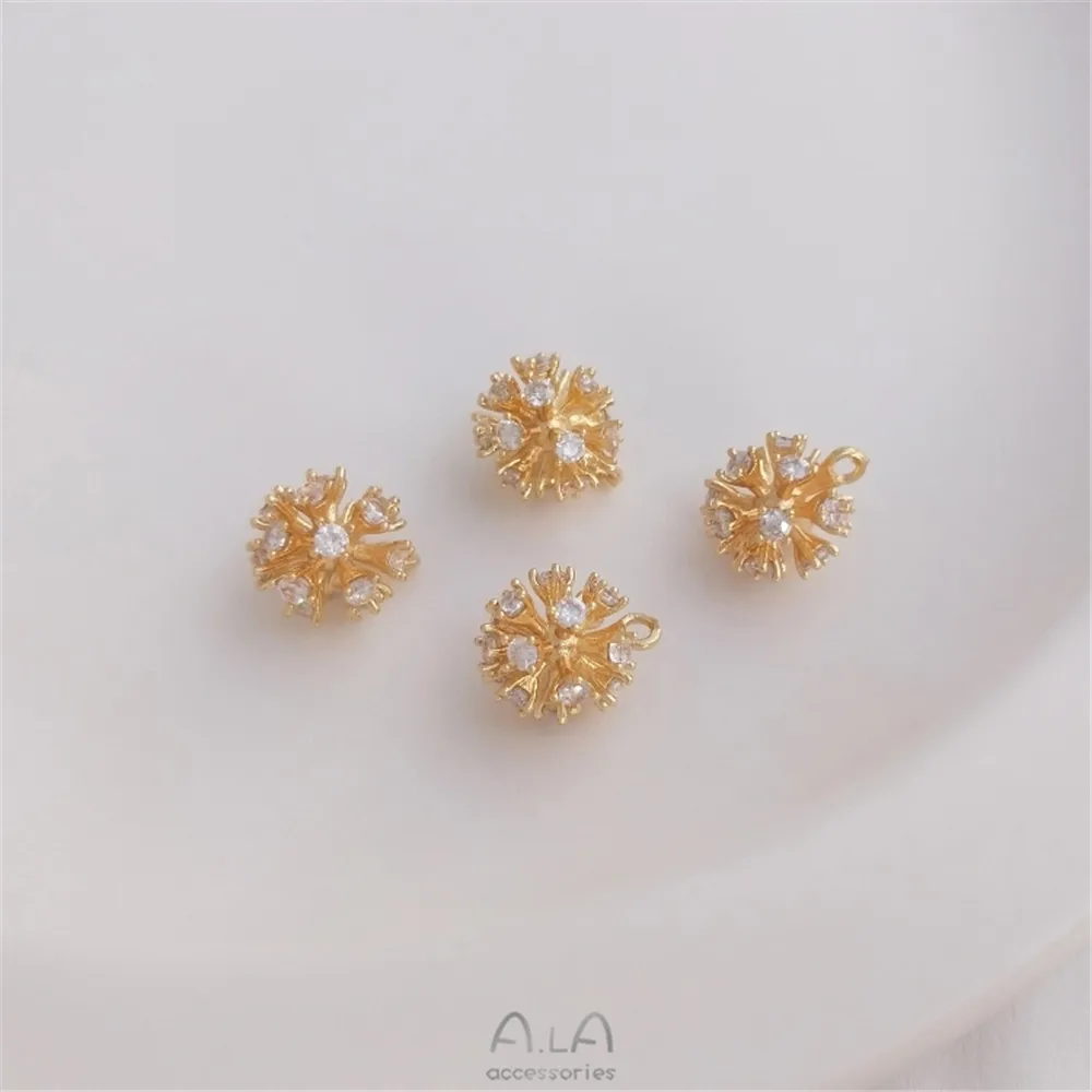 Zirconium pinecone pendant 14K gold color zircon hair ball pendant DIY bracelet earring handmade jewelry pendant
Zirconium pinecone pendant 14K gold color zircon hair ball pendant DIY bracelet earring handmade jewelry pendant