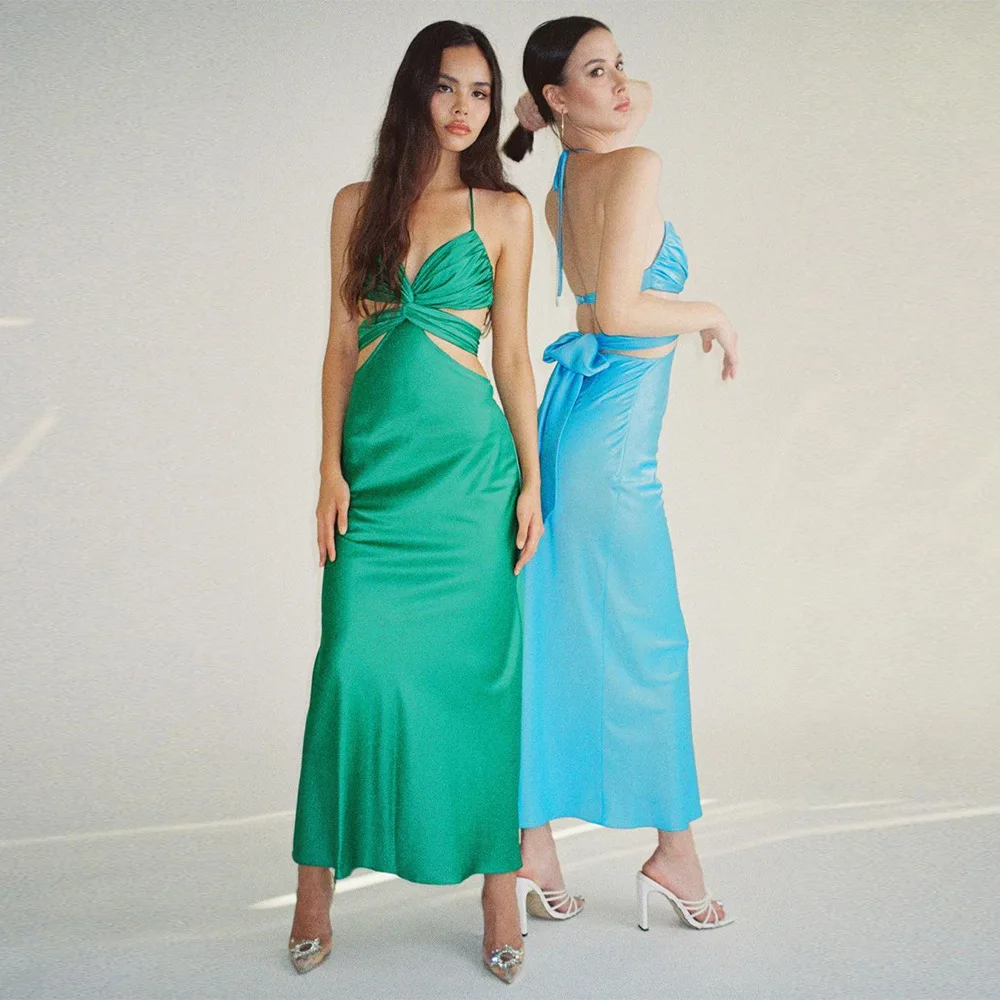 Women Halter Neck Dress Pleated Chest Tie Up Backless Solid Color Sleeveless Cutout Waist Long Gown
Women Halter Neck Dress Pleated Chest Tie Up Backless Solid Color Sleeveless Cutout Waist Long Gown