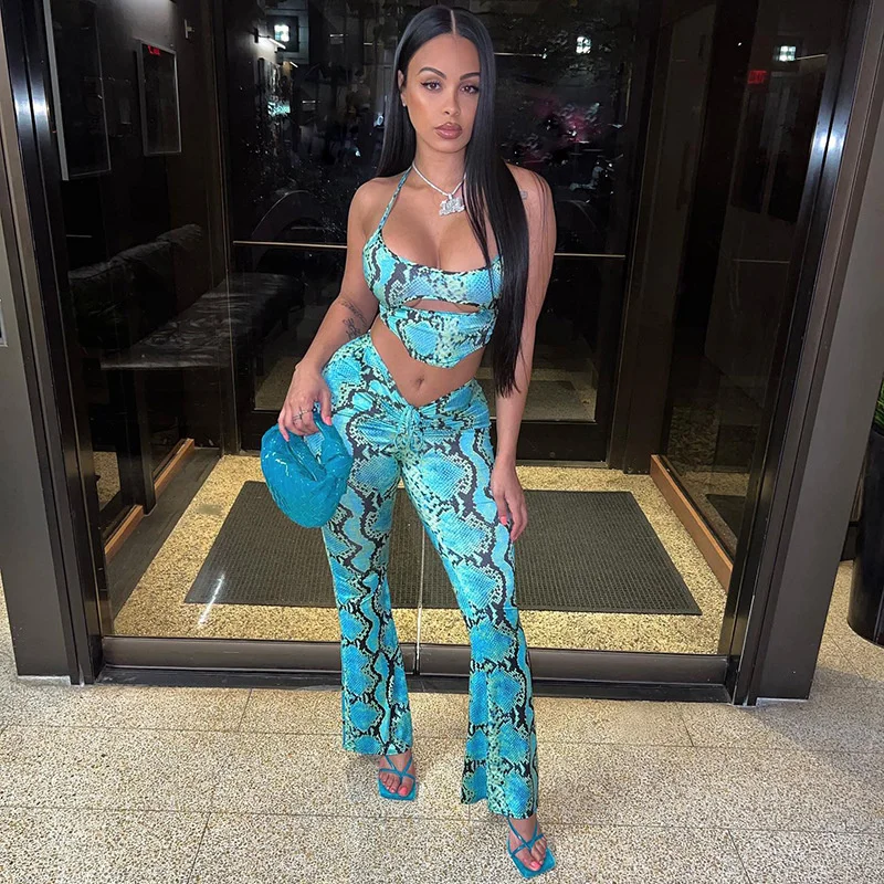Summer Snke Printing Two-piece Set Lace Up Crop Top And Flare Pants Set Backless Sexy Night Clubwear Summer Outfits
Summer Snke Printing Two-piece Set Lace Up Crop Top And Flare Pants Set Backless Sexy Night Clubwear Summer Outfits