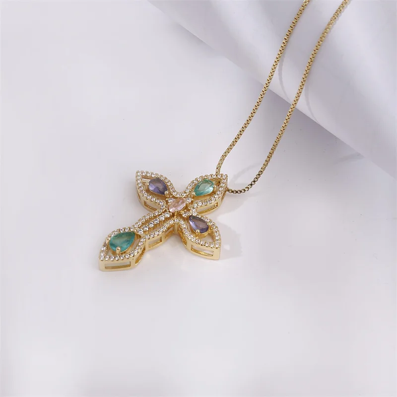 2022 New Evil Blue Eye Religious Copper Necklace For Women Charms Trendy Cross Rhinestone Female Cute Fashion Jewelry Wholesale
2022 New Evil Blue Eye Religious Copper Necklace For Women Charms Trendy Cross Rhinestone Female Cute Fashion Jewelry Wholesale