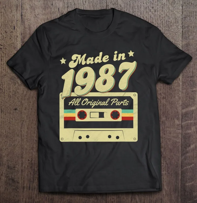 Сделано в 1987 году, оригинальные детали для новорожденных, ретро Винтажная футболка с кассетами, хлопковая рубашка с принтом на заказ, Мужска...
Сделано в 1987 году, оригинальные детали для новорожденных, ретро Винтажная футболка с кассетами, хлопковая рубашка с принтом на заказ, Мужска...