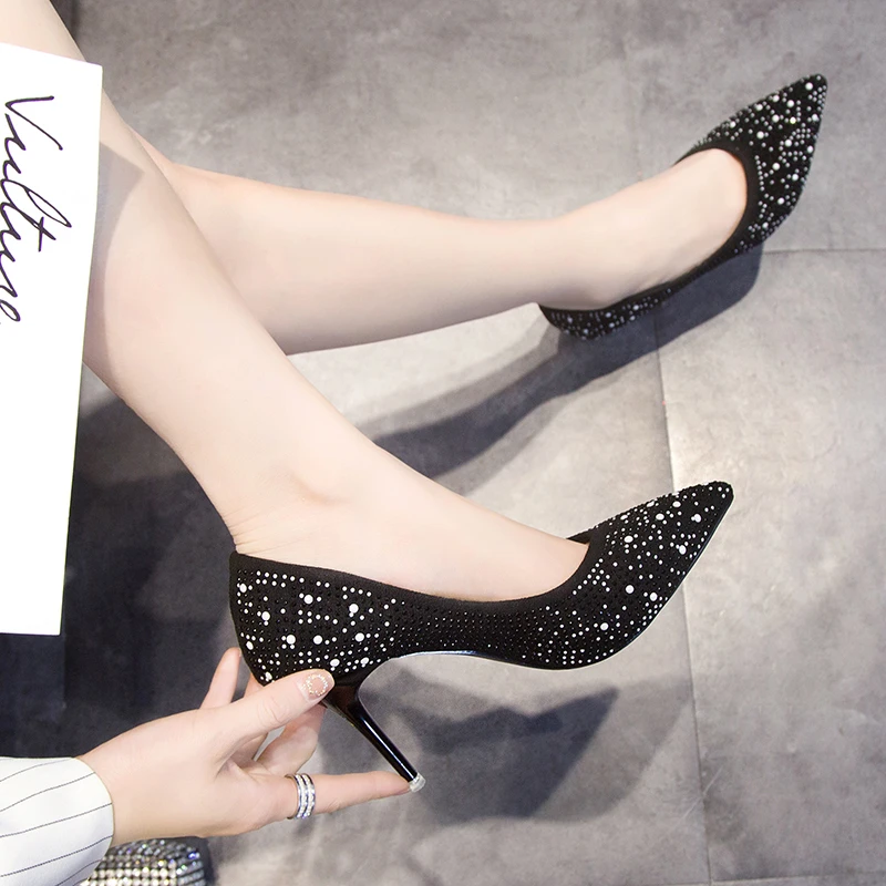 2022 New Ladies Wedding Shoes Women White Rhinestone Slip-On Crystal Stilettos Pointed Toe Red Bridal Fashion High Heels
2022 New Ladies Wedding Shoes Women White Rhinestone Slip-On Crystal Stilettos Pointed Toe Red Bridal Fashion High Heels