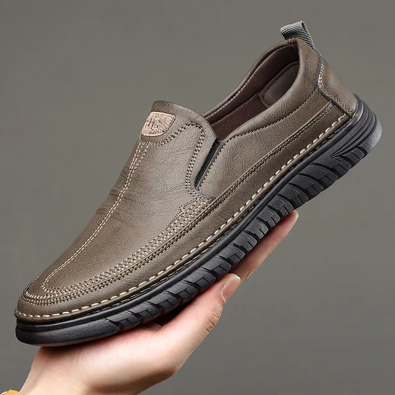 New Men Leather Casual Shoes Man Spring Autumn New Fashion Simple Slip on Trend Flat Shoes Cool Loafers
New Men Leather Casual Shoes Man Spring Autumn New Fashion Simple Slip on Trend Flat Shoes Cool Loafers