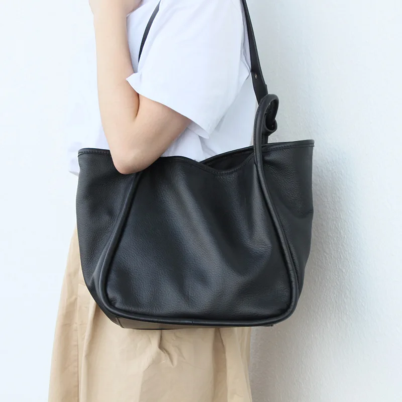 Luxury Bag Women Designer Handbag Casual Tote Female Genuine Leather Shoulder Bag Lady Soft Cowhide Large Underarm Shopping Bags
Luxury Bag Women Designer Handbag Casual Tote Female Genuine Leather Shoulder Bag Lady Soft Cowhide Large Underarm Shopping Bags