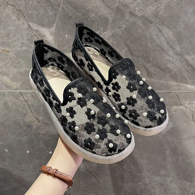 Fashion Lace Mesh Flat Bottom Set Foot Shoes Women's 2022 New Breathable Slip-on Lazy Embroidered Fisherman Shoes Women
Fashion Lace Mesh Flat Bottom Set Foot Shoes Women's 2022 New Breathable Slip-on Lazy Embroidered Fisherman Shoes Women