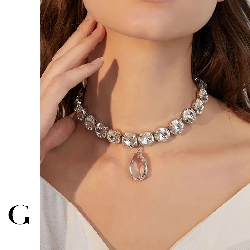 GHIDBK Luxury Big Vintage Teardrop Choker Necklace Crystal Necklaces for Women Large Rhinestone Necklace for Wedding Jewelry
GHIDBK Luxury Big Vintage Teardrop Choker Necklace Crystal Necklaces for Women Large Rhinestone Necklace for Wedding Jewelry