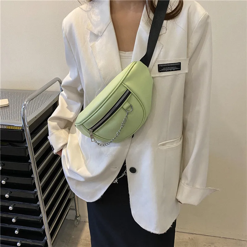 Fashion Chain Chest Bag for Women Wide Strap Retro Crossbody Bag Hobos Casual Street Waist Bag Large Capacity Travel Fanny Packs
Fashion Chain Chest Bag for Women Wide Strap Retro Crossbody Bag Hobos Casual Street Waist Bag Large Capacity Travel Fanny Packs