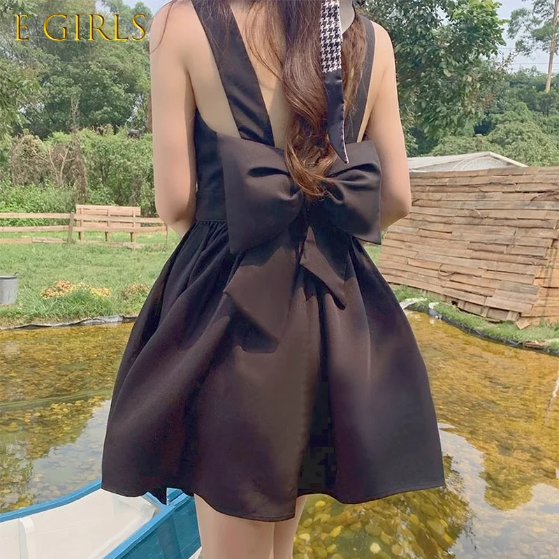 E GIRLS Summer Sexy Tank Dress Women for Party Backless Bowknot Black Hepburn Mini Dresses Sleeveless Korean Vintage Sweet
E GIRLS Summer Sexy Tank Dress Women for Party Backless Bowknot Black Hepburn Mini Dresses Sleeveless Korean Vintage Sweet