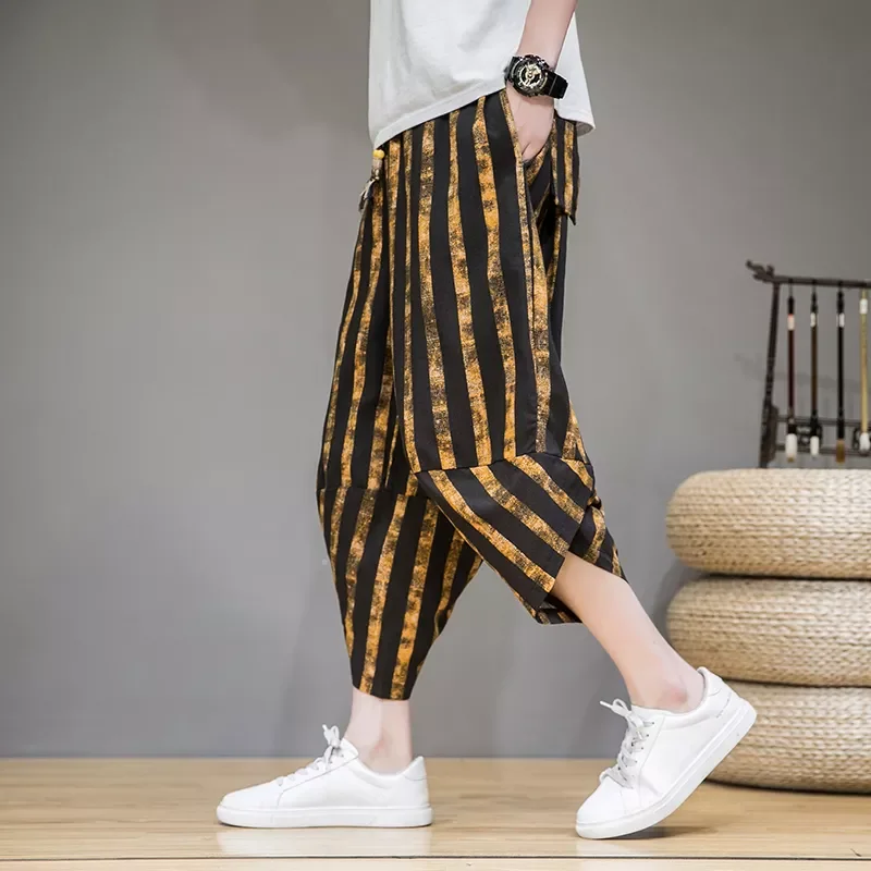 NEW IN Style Harem Pants Men 2020 Summer Casual Joggers Mens Pants Streetwear Cotton Striped Calf-length Trousers Men
NEW IN Style Harem Pants Men 2020 Summer Casual Joggers Mens Pants Streetwear Cotton Striped Calf-length Trousers Men