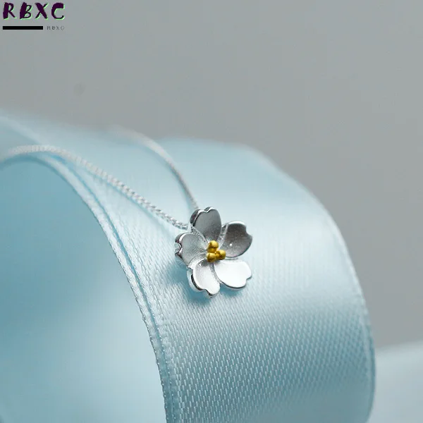 RXBC 925 Sterling Silver Necklace collarbone chain women's Korean version fashion classic temperament lady silver accessories
RXBC 925 Sterling Silver Necklace collarbone chain women's Korean version fashion classic temperament lady silver accessories