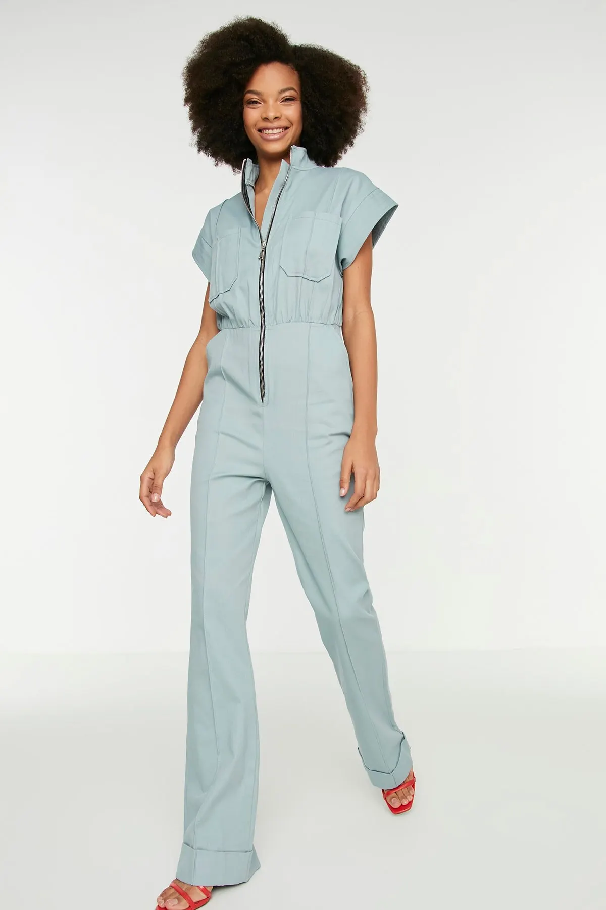 Women's Overalls Blue Zipper Jumpsuit Hot Style Quality Fabric Sleeveless Baggy Trousers Casual Jumpsuit
Women's Overalls Blue Zipper Jumpsuit Hot Style Quality Fabric Sleeveless Baggy Trousers Casual Jumpsuit