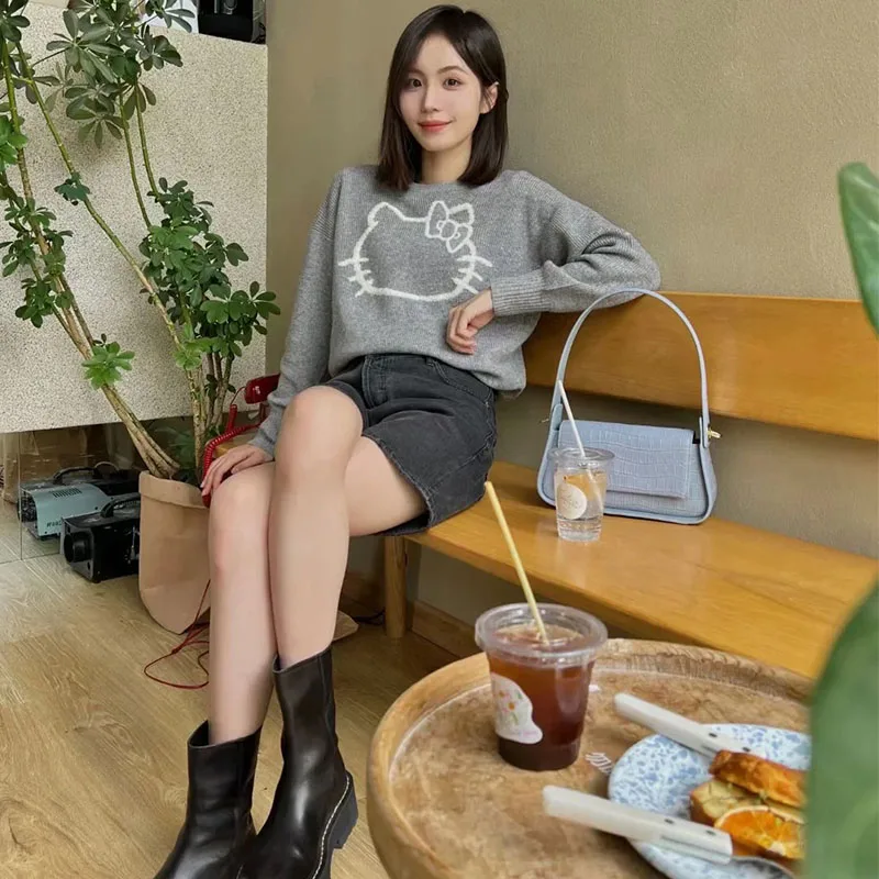 Kawaii Sanrioed Autumn and Winter New Sweet Style Hellokittyed Wool Blended Sweater Girls Casual Round Neck Long-Sleeved Top
Kawaii Sanrioed Autumn and Winter New Sweet Style Hellokittyed Wool Blended Sweater Girls Casual Round Neck Long-Sleeved Top