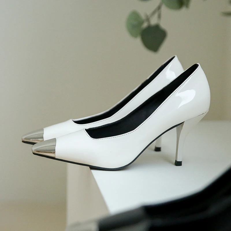 Shoes Luxurious Woman Pumps 2022 New Metal Tip High Heels Shoes Women Silk Stiletto Heels Sexy Party Shoes Plus Size 41
Shoes Luxurious Woman Pumps 2022 New Metal Tip High Heels Shoes Women Silk Stiletto Heels Sexy Party Shoes Plus Size 41