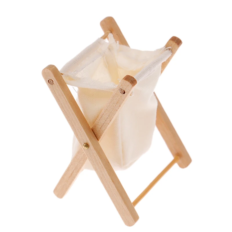 Масштаб 1/12 миниатюрный деревянный складной кукольный домик корзина для хранения одежды аксессуары для декора кукольного домика
Масштаб 1/12 миниатюрный деревянный складной кукольный домик корзина для хранения одежды аксессуары для декора кукольного домика