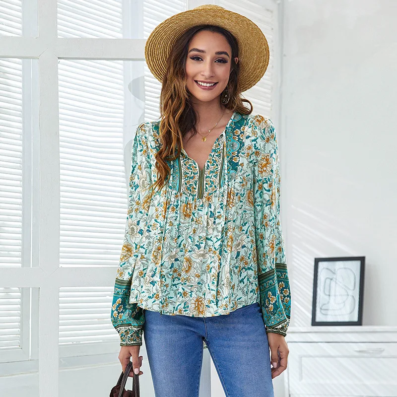 Spring 2022 T shirt Women V-Neck Print T shirt Women Loose Lantern Long Sleeve Top Streetwear Women T shirt
Spring 2022 T shirt Women V-Neck Print T shirt Women Loose Lantern Long Sleeve Top Streetwear Women T shirt