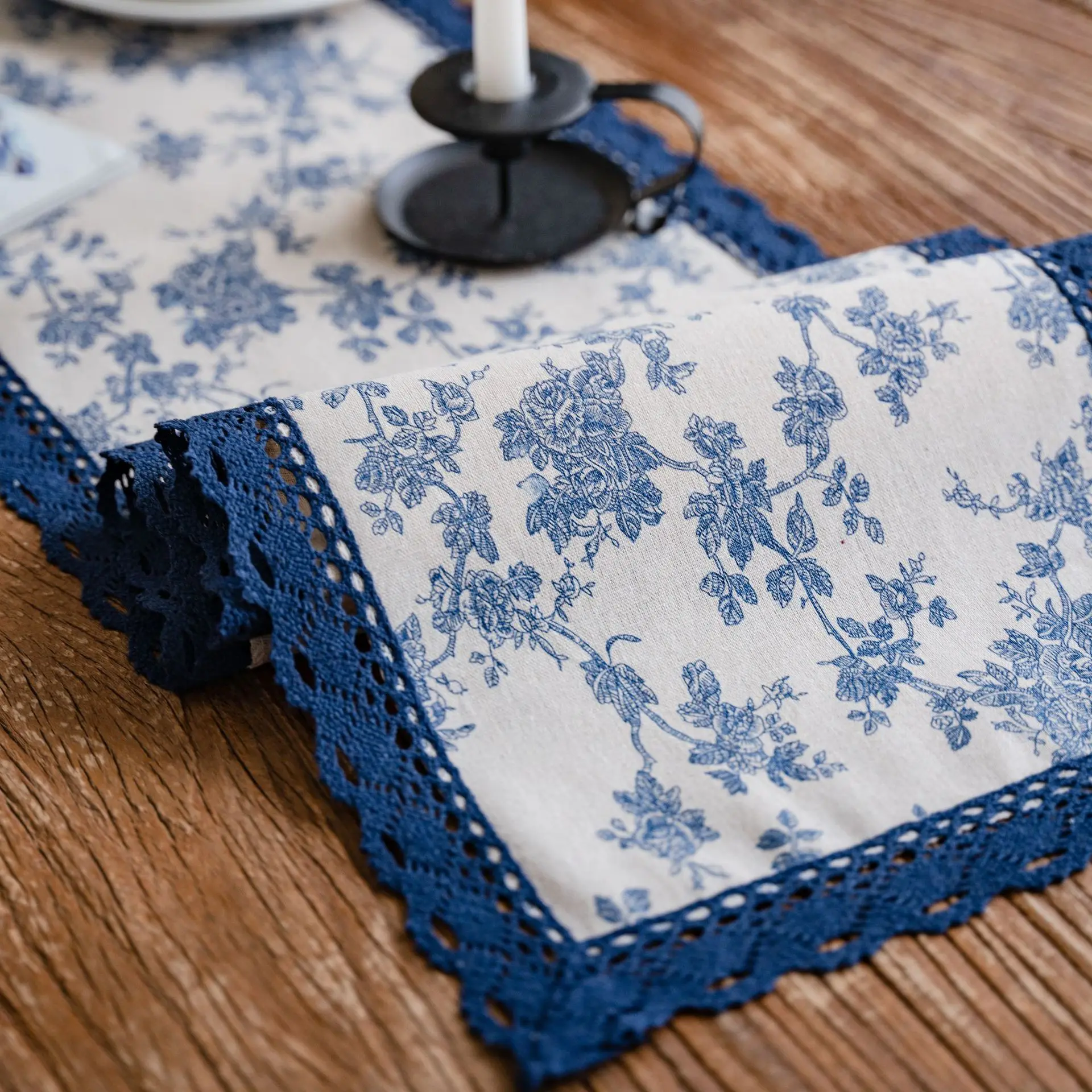 Dinning Table Decoration Table Runner Birthday Party Home Printing Pastoral Blue Rose Flower Tea Table Runner Table Cover
Dinning Table Decoration Table Runner Birthday Party Home Printing Pastoral Blue Rose Flower Tea Table Runner Table Cover