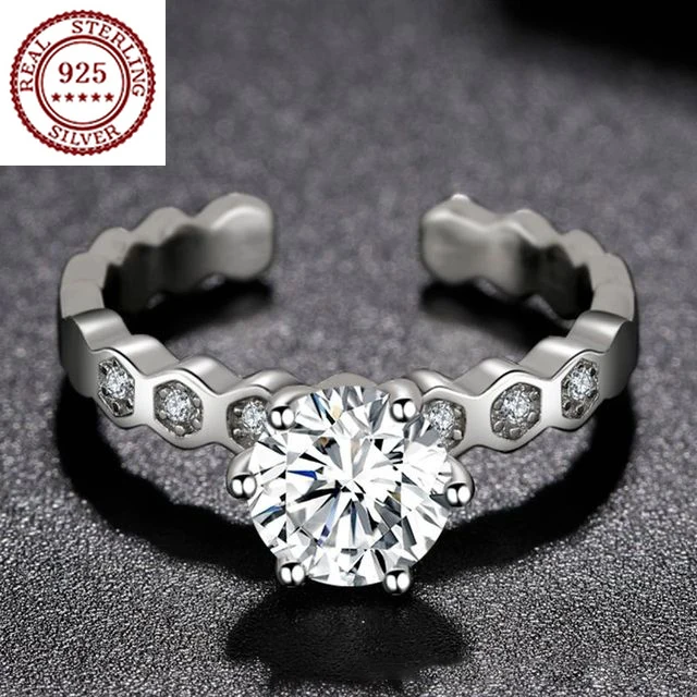 Japanese and Korean Moissanite 925 Silver Plated Platinum Diamond Crown Ring Proposal Wedding Female Sweet Jewelry Birthday Gift
Japanese and Korean Moissanite 925 Silver Plated Platinum Diamond Crown Ring Proposal Wedding Female Sweet Jewelry Birthday Gift