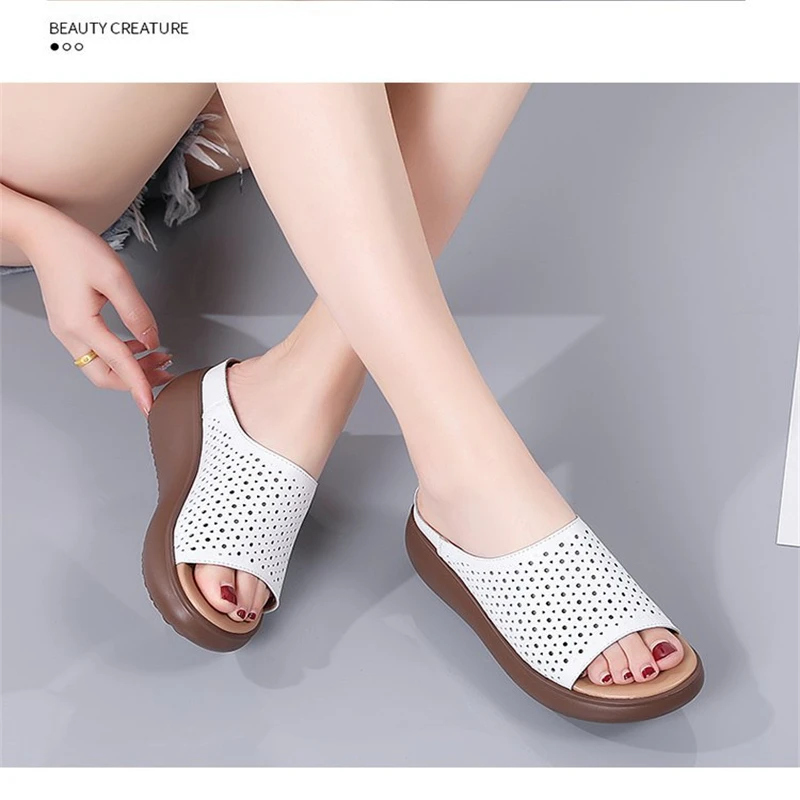 Hollow Thick Bottom Slippers 2022 Fashion Fish Mouth Open Toe Shaking Bottom Sponge Cake with Women's Shoes Plus Size Shoes
Hollow Thick Bottom Slippers 2022 Fashion Fish Mouth Open Toe Shaking Bottom Sponge Cake with Women's Shoes Plus Size Shoes