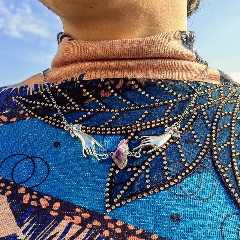 Gothic Witchcraft Sacred Hand Necklace Pagan Wizard Magic Amethyst Necklace Party Jewelry for Women Girl Wholesale Direct Sale
Gothic Witchcraft Sacred Hand Necklace Pagan Wizard Magic Amethyst Necklace Party Jewelry for Women Girl Wholesale Direct Sale