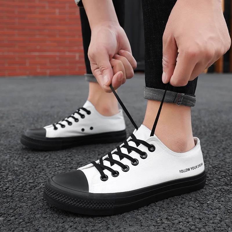 New Men Shoes Lace-Up Canvas Shoes Fashion Solid Color Low Top Men Vulcanized Shoes Casual White Shoes Men Sneakers
New Men Shoes Lace-Up Canvas Shoes Fashion Solid Color Low Top Men Vulcanized Shoes Casual White Shoes Men Sneakers