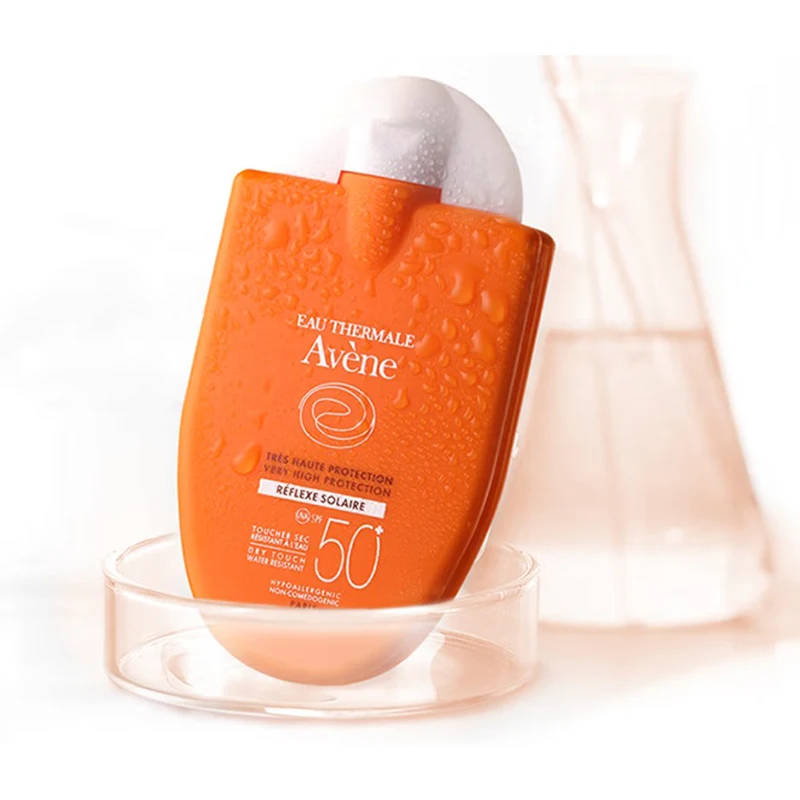 Avene SPF50+ Sunscreen High Power Sunscreen Refreshing and Non Greasy Waterproof and Sweat Resistant Lightweight 30ml
Avene SPF50+ Sunscreen High Power Sunscreen Refreshing and Non Greasy Waterproof and Sweat Resistant Lightweight 30ml