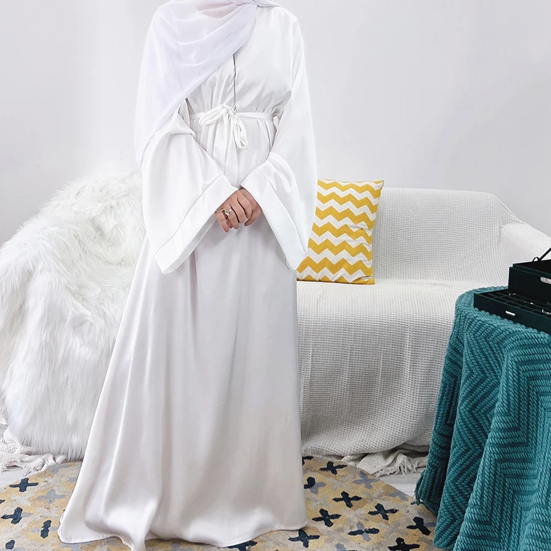 Latest Designs New Fashion Islamic Muslim Women'S Tie-Up Crew Neck High Waist Hot Style Abaya Kimono Femme Musulmane Lsm38
Latest Designs New Fashion Islamic Muslim Women'S Tie-Up Crew Neck High Waist Hot Style Abaya Kimono Femme Musulmane Lsm38
