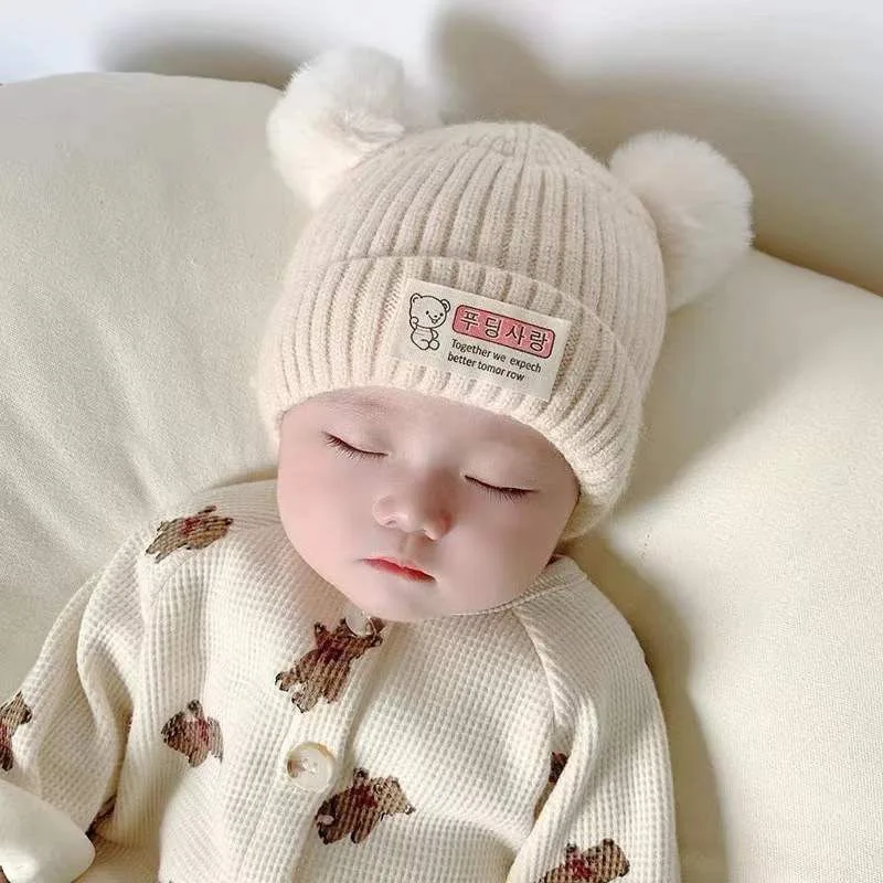 Autumn and Winter Children Hat Cute Super Cute Newborn Baby Kids Hat Same Style Woolen Cap Double Ball Earmuffs Hat
Autumn and Winter Children Hat Cute Super Cute Newborn Baby Kids Hat Same Style Woolen Cap Double Ball Earmuffs Hat