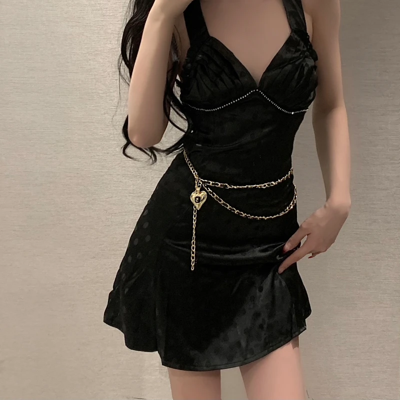New cool girl trendy heart-shaped metal waist chain accessories dress belt body chain dress belt chain accessories
New cool girl trendy heart-shaped metal waist chain accessories dress belt body chain dress belt chain accessories