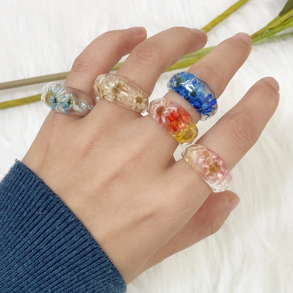 New Transparent Resin Dried Flower Acrylic Ring Female Geometric Square DIY Handmade Charm Ring Jewelry Party Gift
New Transparent Resin Dried Flower Acrylic Ring Female Geometric Square DIY Handmade Charm Ring Jewelry Party Gift